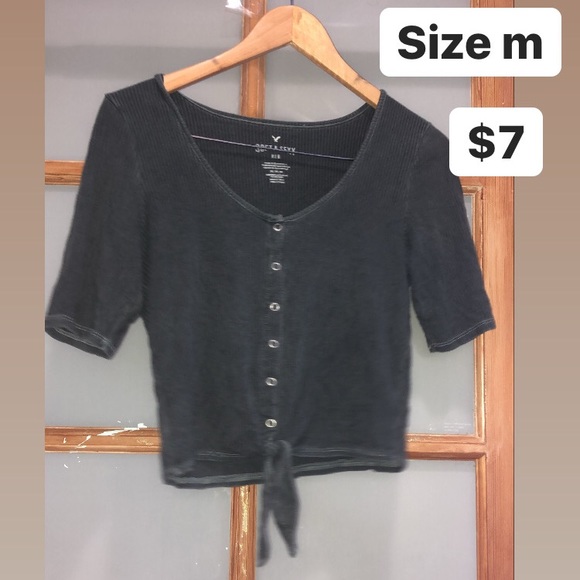 Clothing - Picture 3 of 16